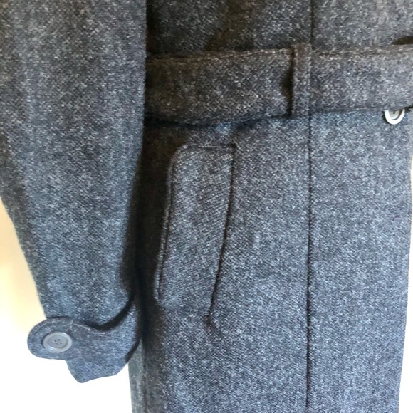Hand-Tailored Custom Wool Coat - Picture 6 of 9